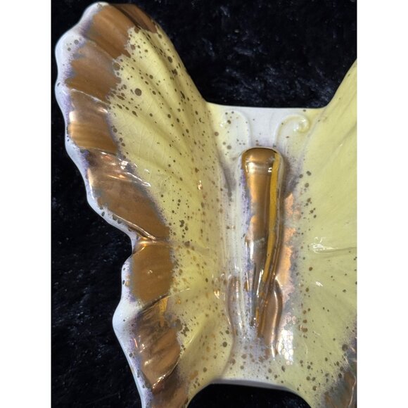 Vintage Ceramic Butterfly Wall Hanging Vase Yellow & Gold Tones - Picture 2 of 8